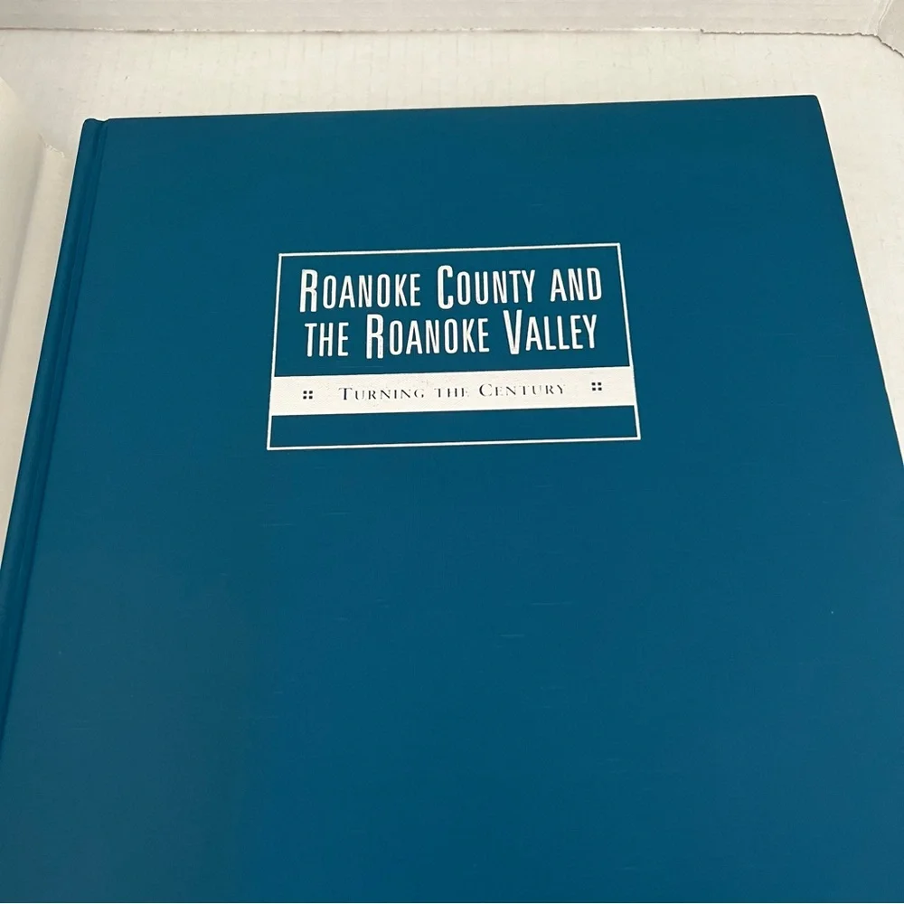 At the Turn: Roanoke Valley‎ in the 21st Century